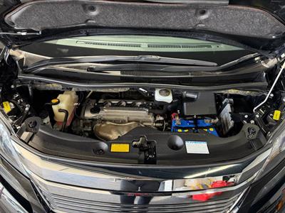 2012 Toyota Vellfire - Thumbnail