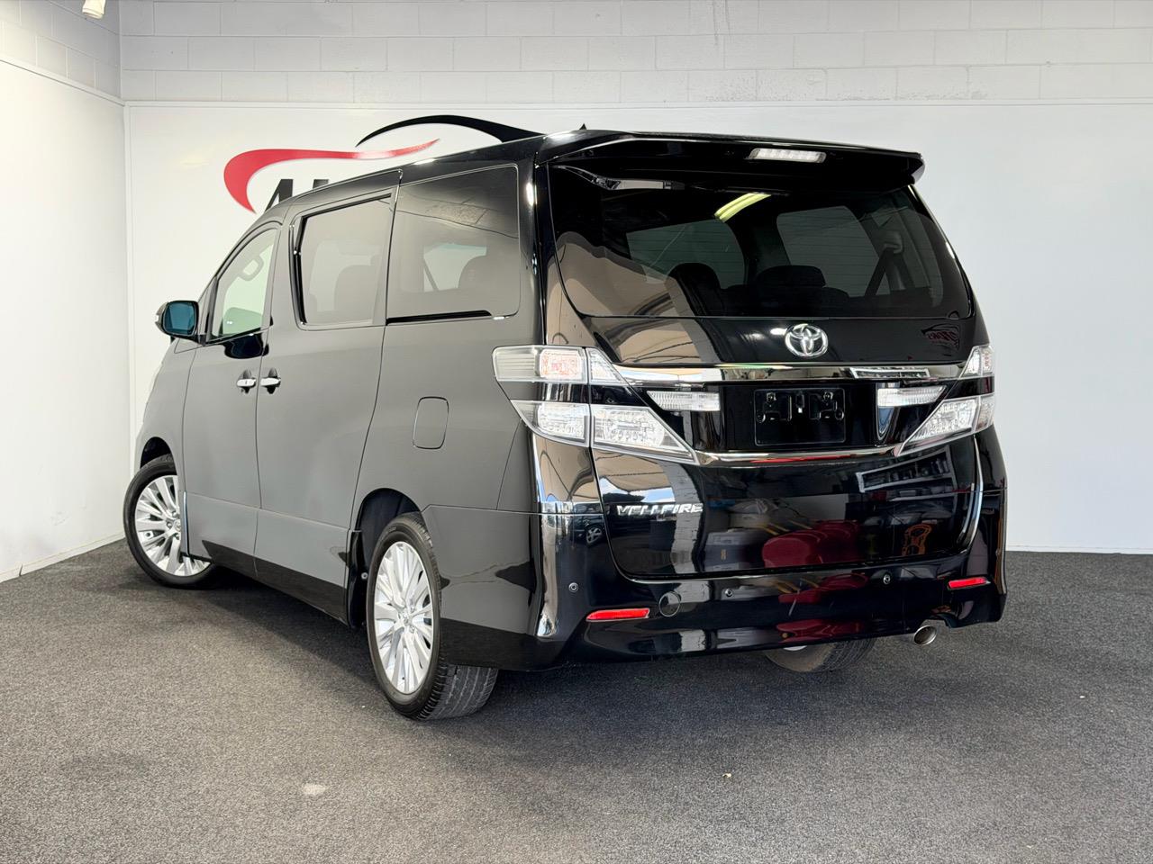 2012 Toyota Vellfire