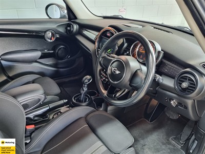 2017 Mini Cooper - Thumbnail