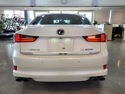 2014 Lexus IS 300h - Thumbnail