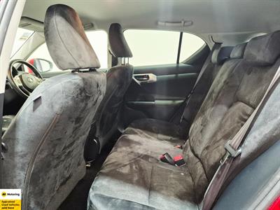2013 Lexus CT 200h - Thumbnail
