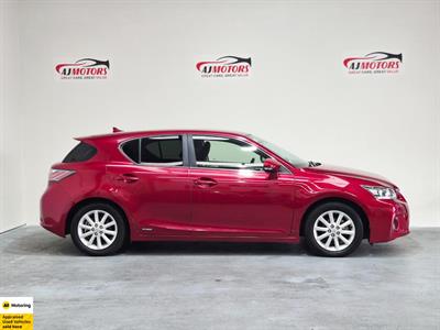 2013 Lexus CT 200h - Thumbnail