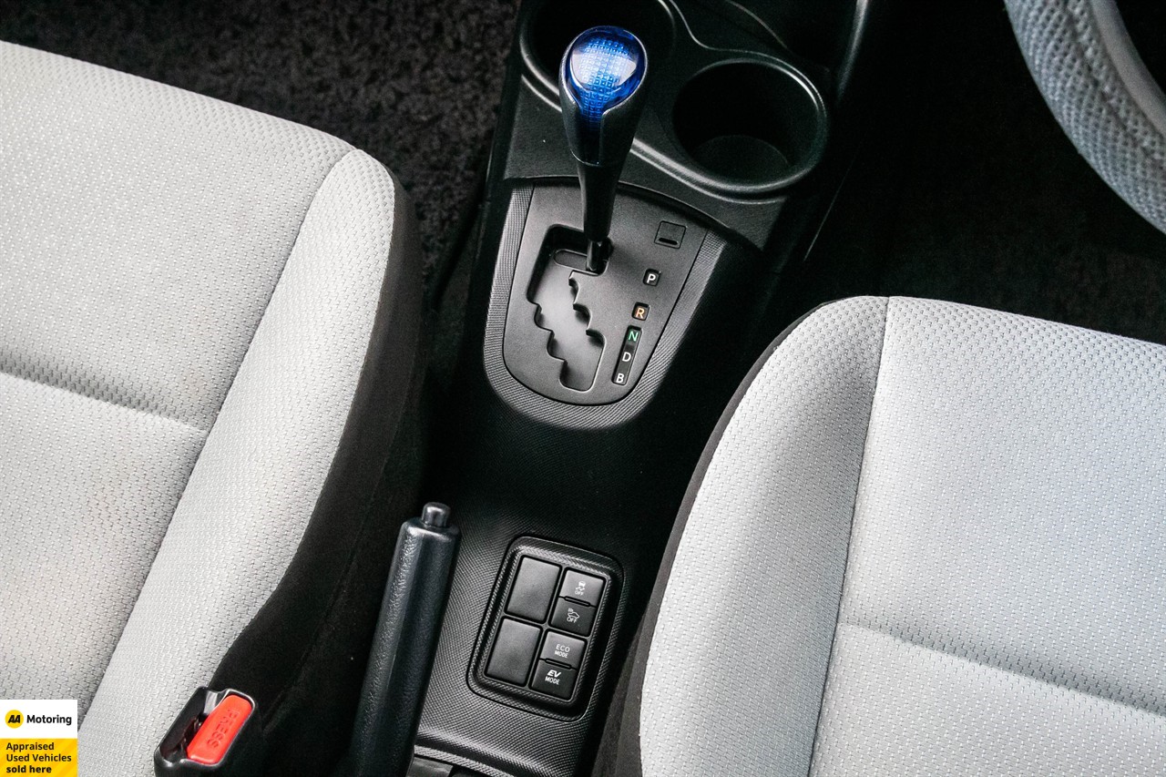 2017 Toyota Aqua