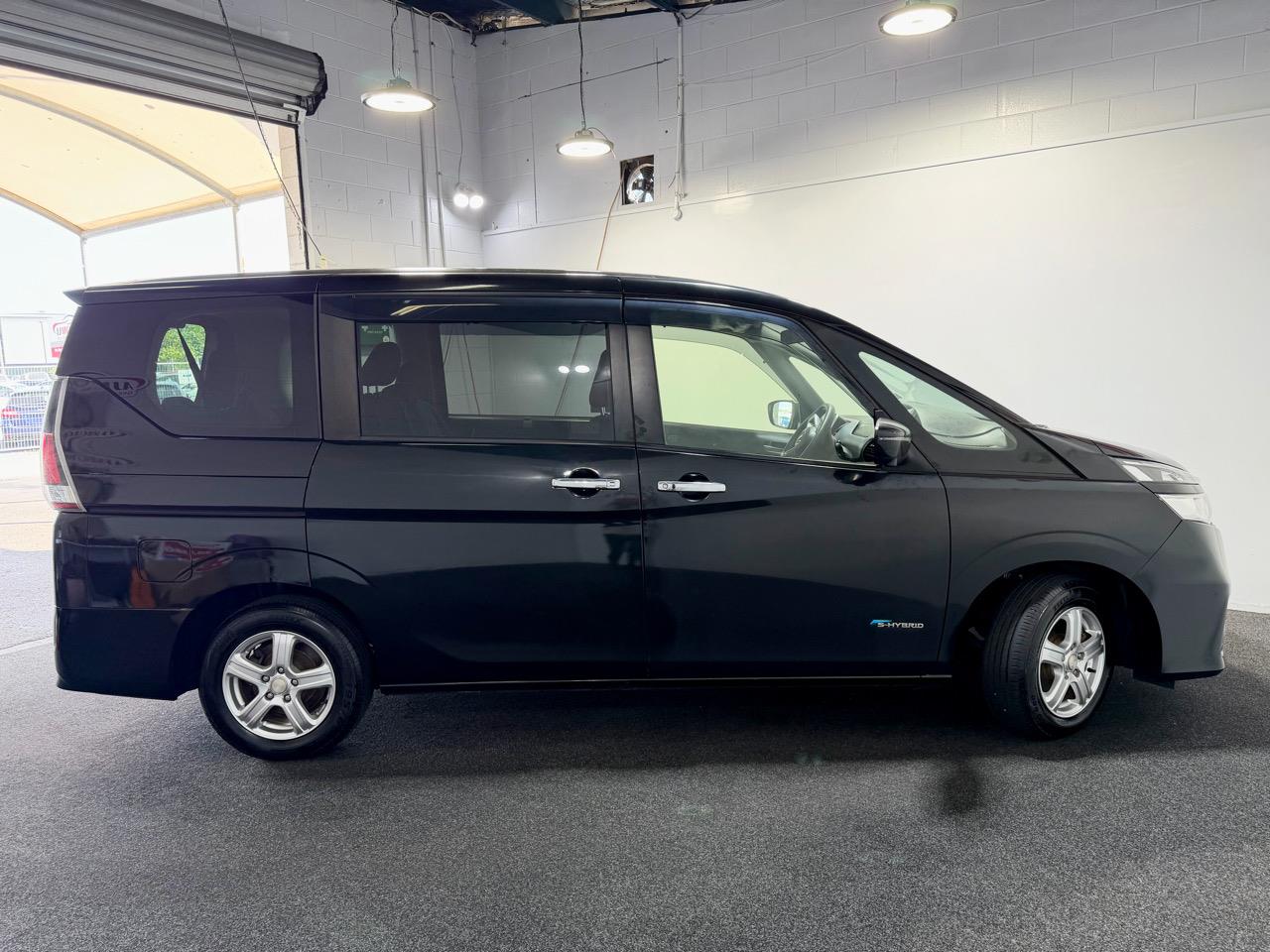 2017 Nissan Serena