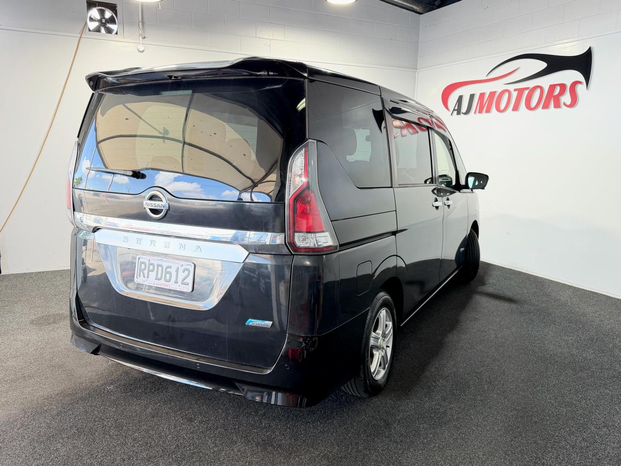 2017 Nissan Serena