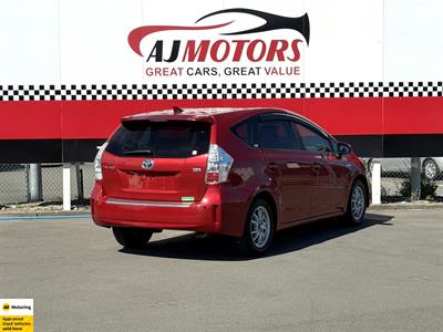 2012 Toyota Prius - Thumbnail