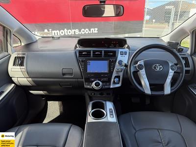 2012 Toyota Prius - Thumbnail