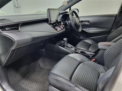 2020 Toyota Corolla - Thumbnail