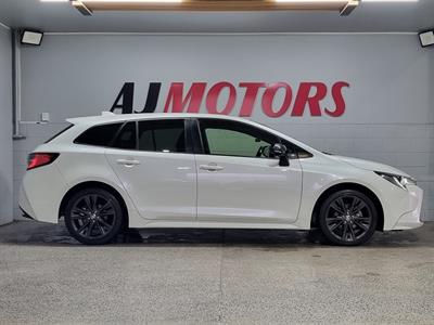 2020 Toyota Corolla - Thumbnail