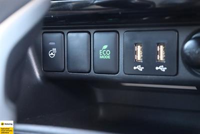 2022 Mitsubishi Eclipse Cross - Thumbnail