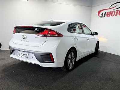 2022 Hyundai IONIQ - Thumbnail