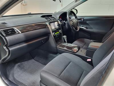 2012 Toyota Camry - Thumbnail