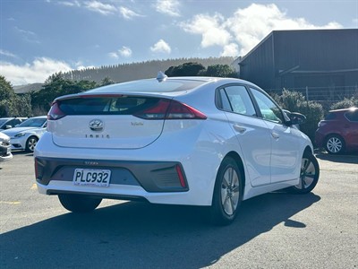 2022 Hyundai IONIQ - Thumbnail