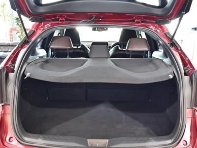 2017 Toyota C-HR - Thumbnail