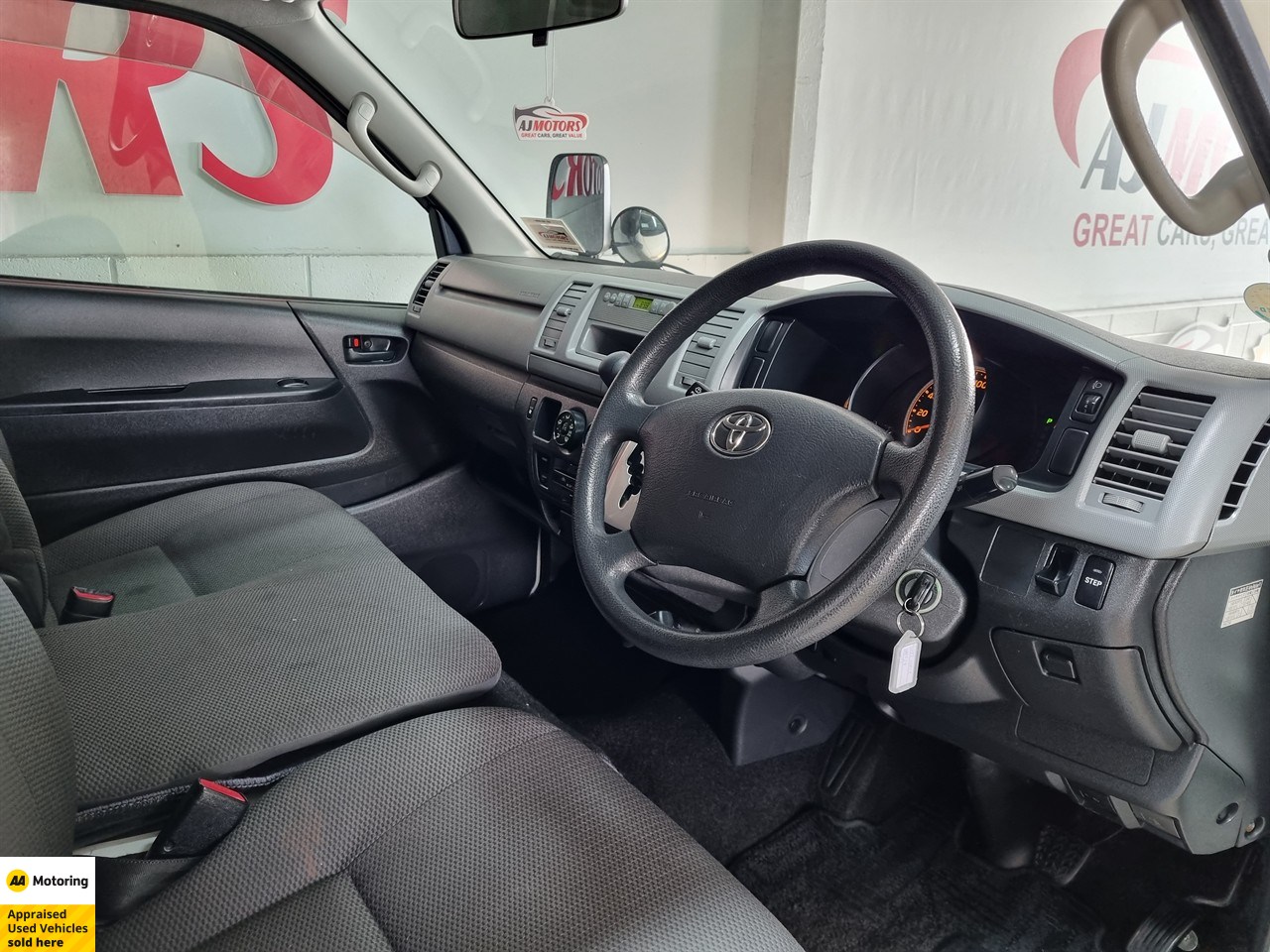 2011 Toyota Hiace