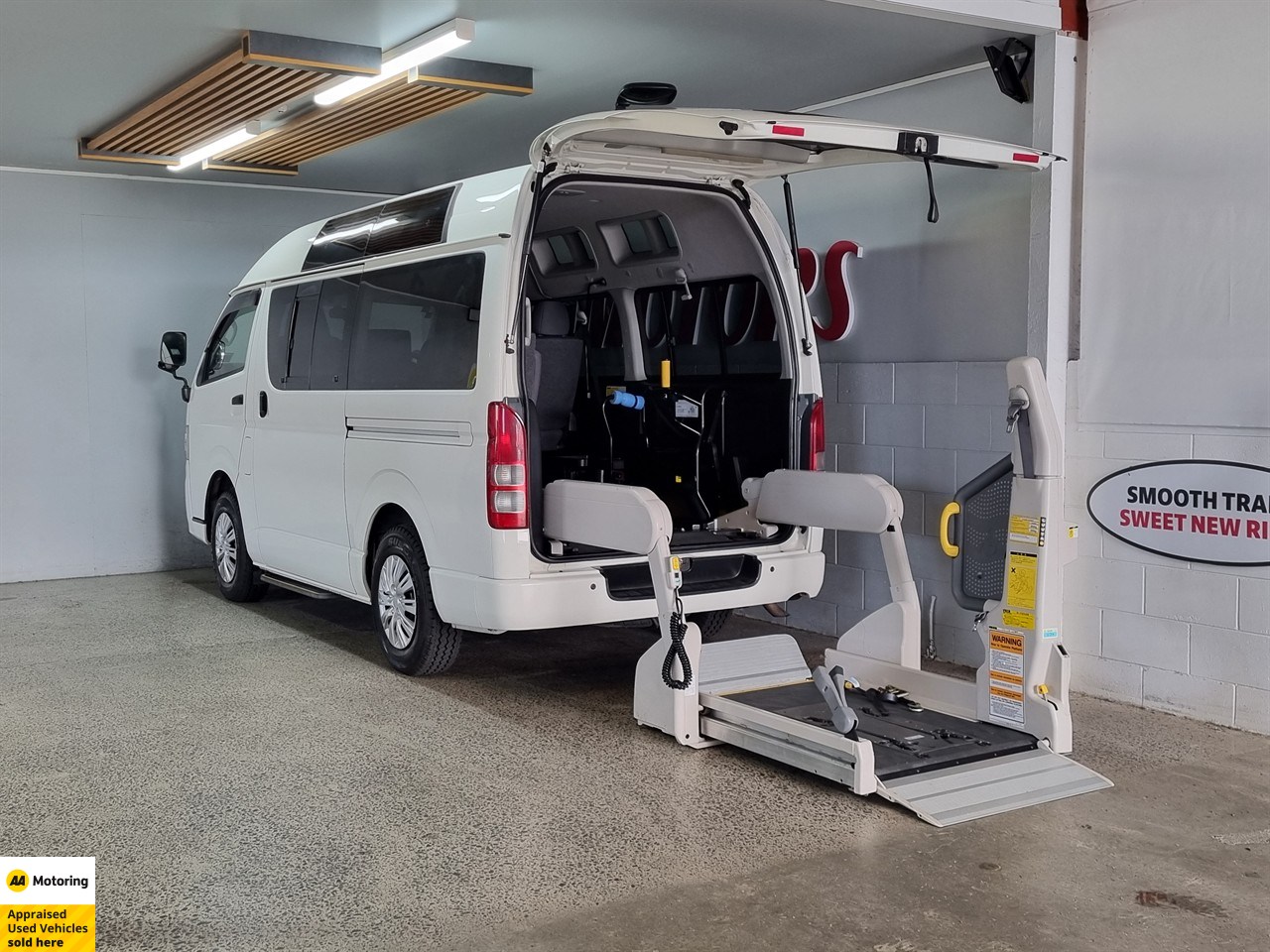 2011 Toyota Hiace