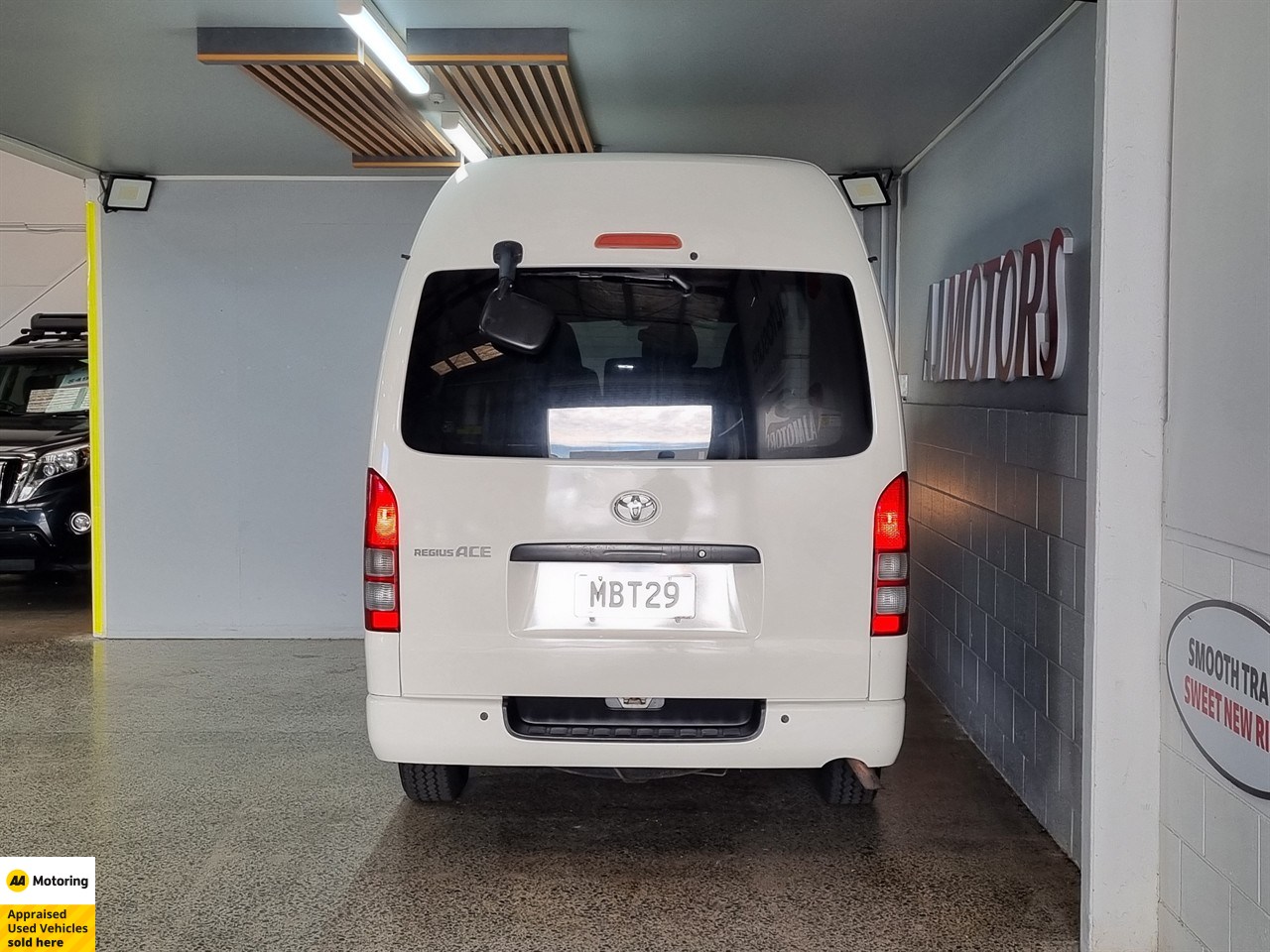 2011 Toyota Hiace