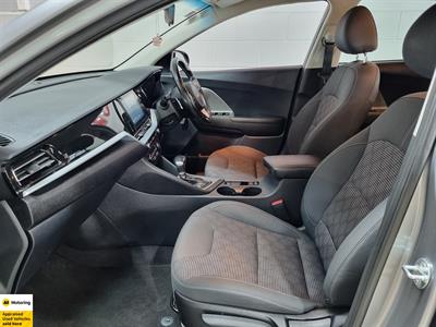 2021 Kia Niro - Thumbnail