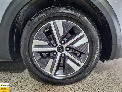 2021 Kia Niro - Thumbnail