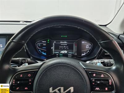 2021 Kia Niro - Thumbnail