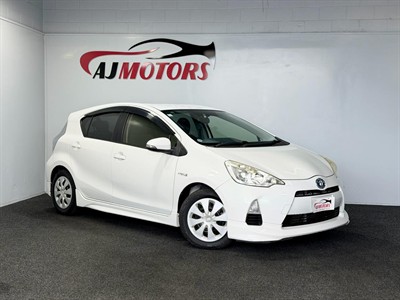 2014 Toyota Aqua - Thumbnail