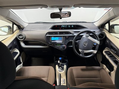 2014 Toyota Aqua - Thumbnail