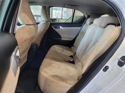 2012 Lexus CT - Thumbnail