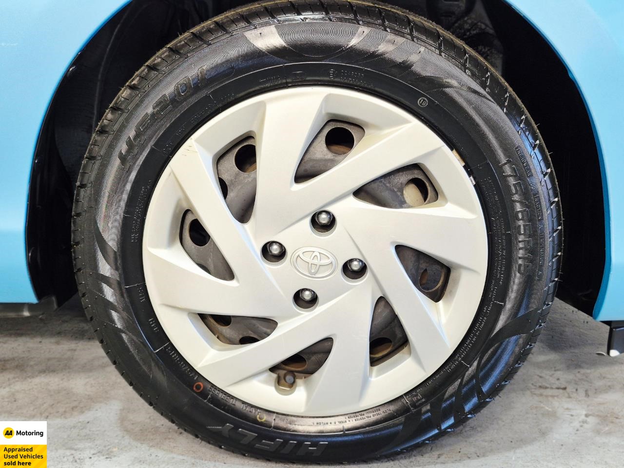 2015 Toyota Aqua