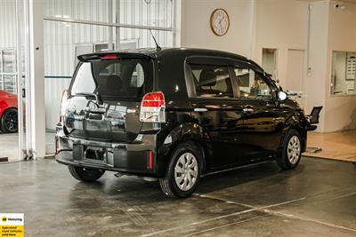 2012 Toyota Spade - Thumbnail