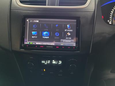 2014 Suzuki Swift - Thumbnail