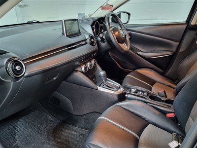 2016 Mazda Demio - Thumbnail