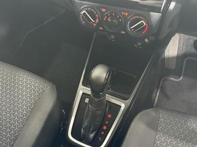 2022 Suzuki Swift - Thumbnail