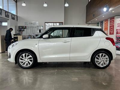 2022 Suzuki Swift - Thumbnail