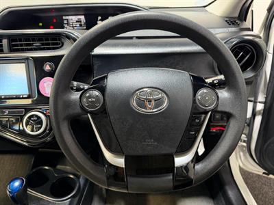 2020 Toyota Aqua - Thumbnail