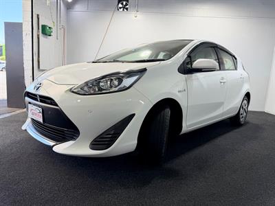 2020 Toyota Aqua - Thumbnail