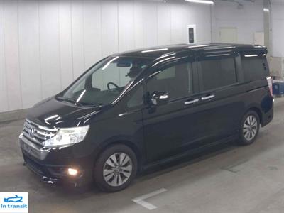 2015 Honda Step Wagon - Thumbnail