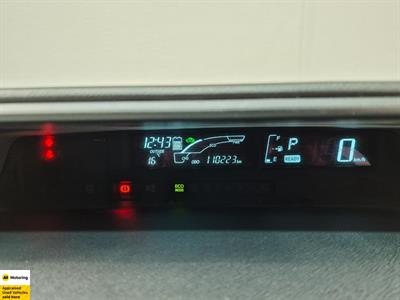 2014 Toyota Aqua - Thumbnail