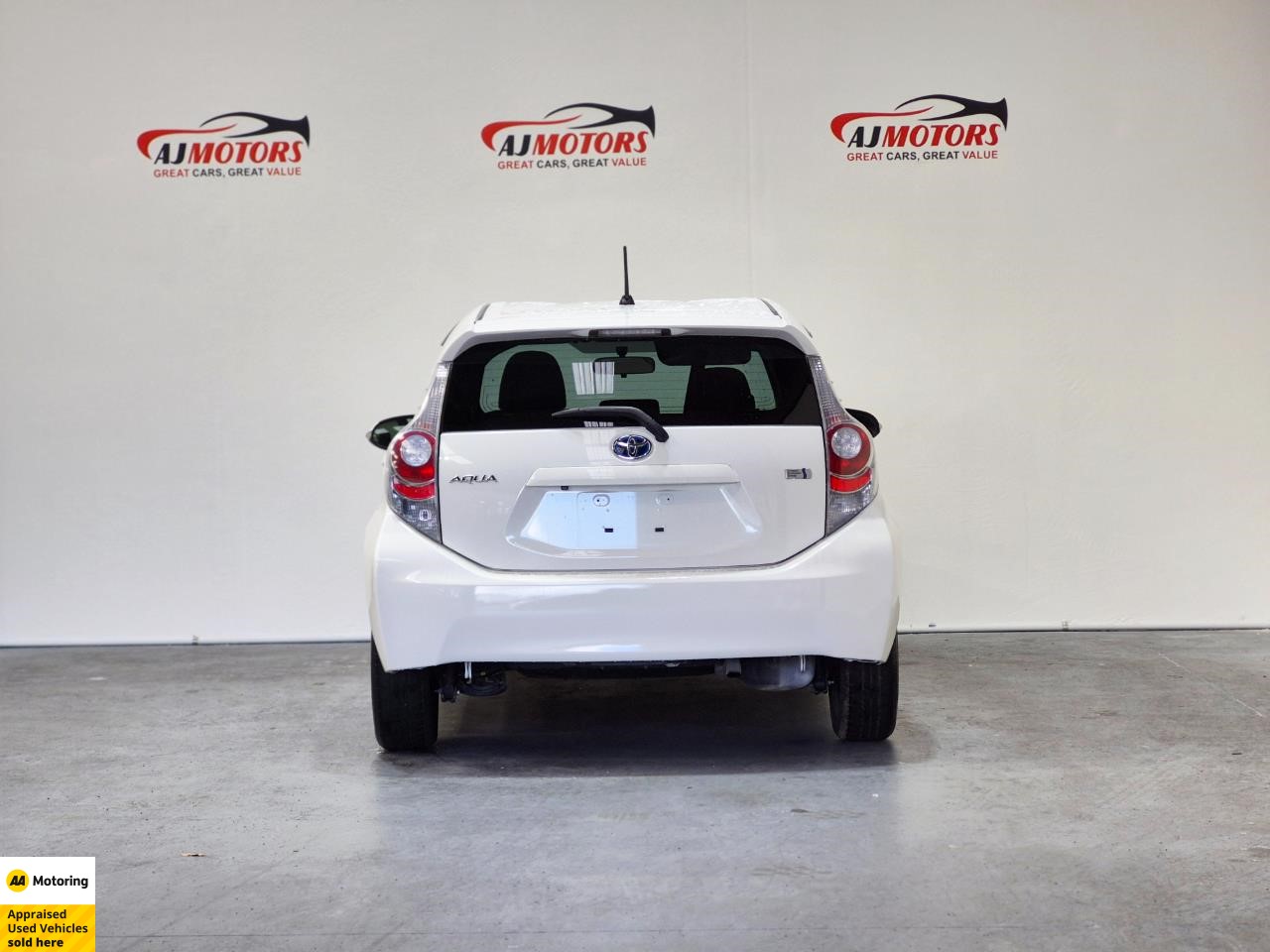 2014 Toyota Aqua