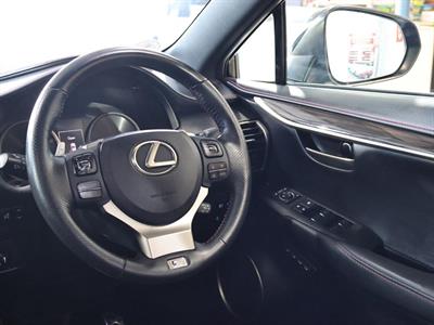2015 Lexus NX 300h - Thumbnail