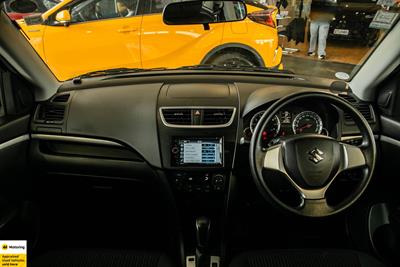 2014 Suzuki Swift - Thumbnail
