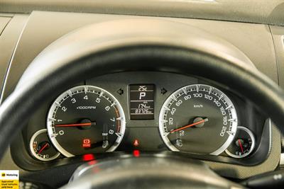 2014 Suzuki Swift - Thumbnail