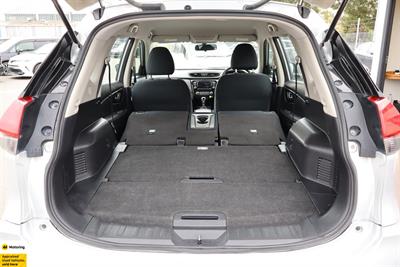 2021 Nissan X-Trail - Thumbnail