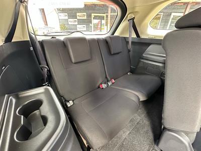 2019 Mitsubishi Outlander - Thumbnail