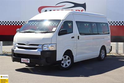 2017 Toyota Hiace - Thumbnail