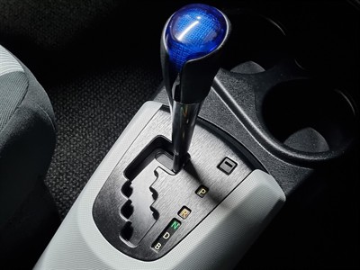 2013 Toyota Aqua - Thumbnail