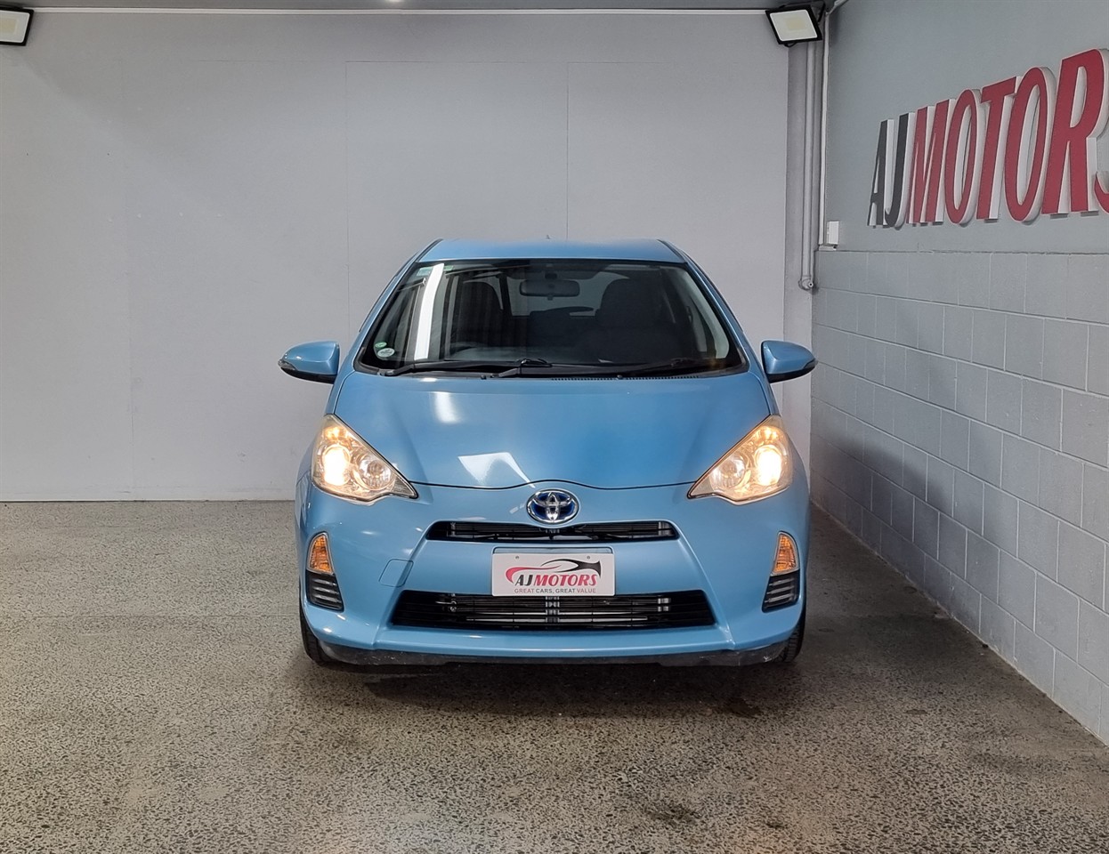 2013 Toyota Aqua