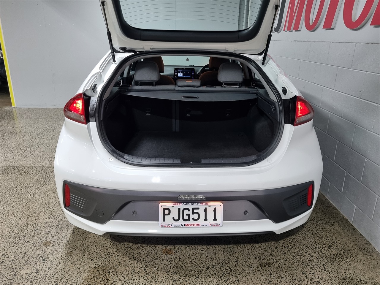 2022 Hyundai IONIQ