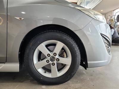2015 Mazda Premacy - Thumbnail