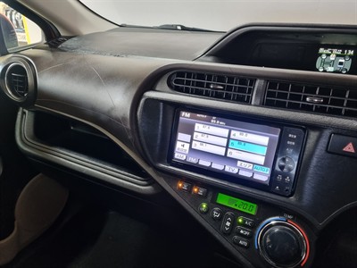 2012 Toyota Aqua - Thumbnail