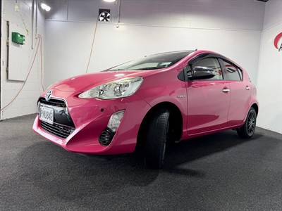 2015 Toyota aqua - Thumbnail